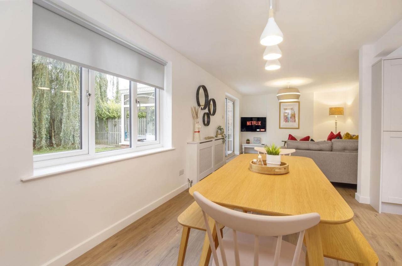 The Willows With Free Parking For 2 Cars York Exterior foto