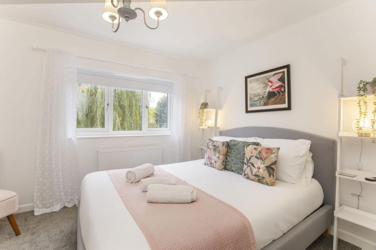 The Willows With Free Parking For 2 Cars York Exterior foto